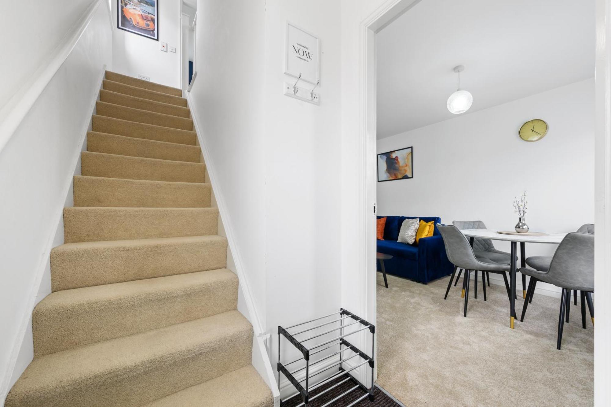 Free Parking At Comfy Manchester Home, 6Mins To Manchester City Center Casa de férias