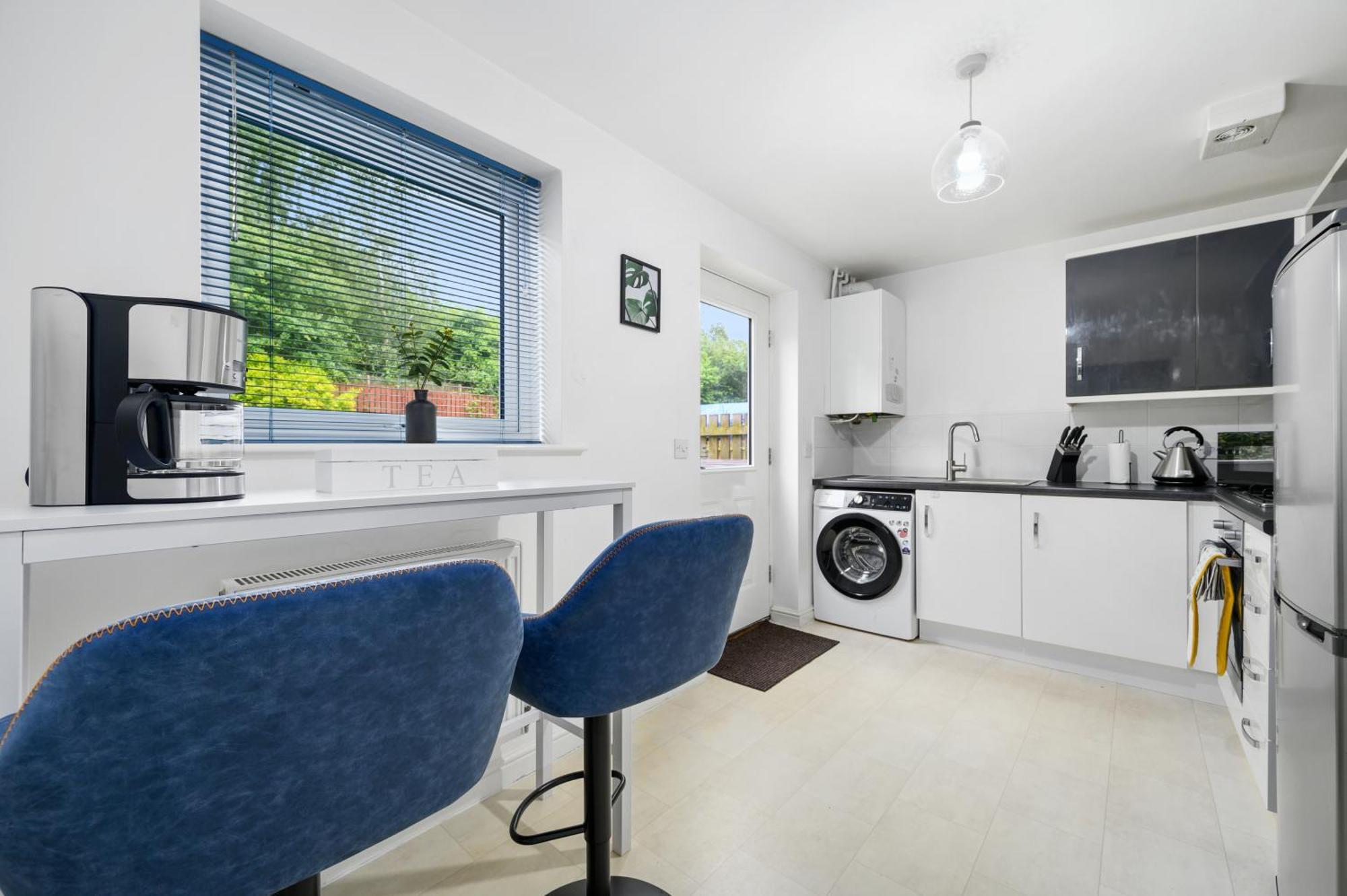 Free Parking At Comfy Manchester Home, 6Mins To Manchester City Center *